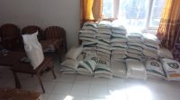 Pemdes Bongki Lengkese Salurkan Bantuan Beras Pangan Nasional