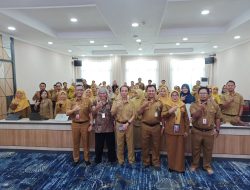 Guru SD dan SMP se-Kota Samarinda Ikuti Workshop Penulisan Buku Pembelajaran Berbasis AI